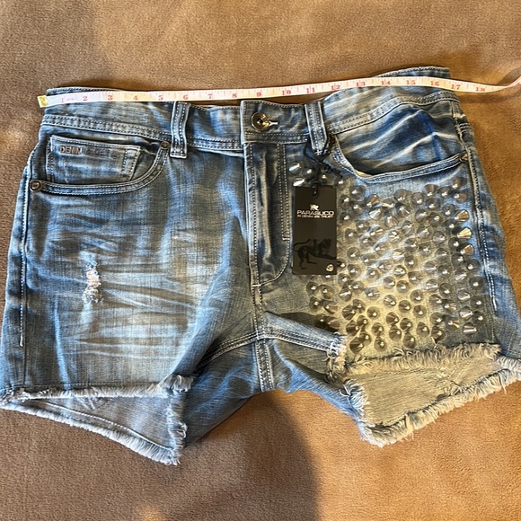 Parasuco denim jean short with spike - Picture 8 of 9